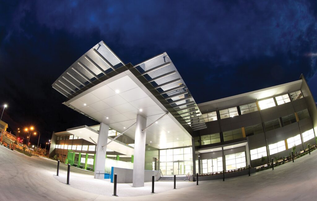 entrance to the Specialist Medical Centre